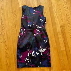 Tahari mid dress short sleeve